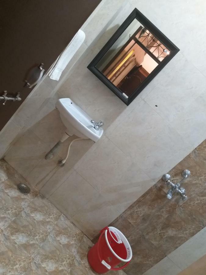 Dwivedi Hotels Hotel Elena Varanasi Exterior foto